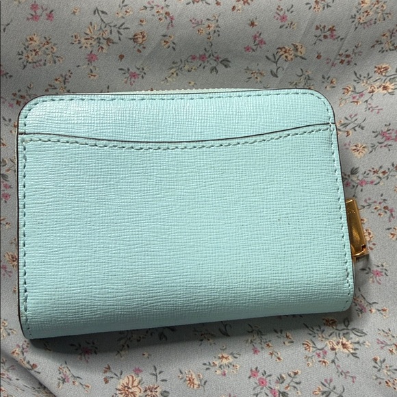 Kate Spade - Picture 2 of 3